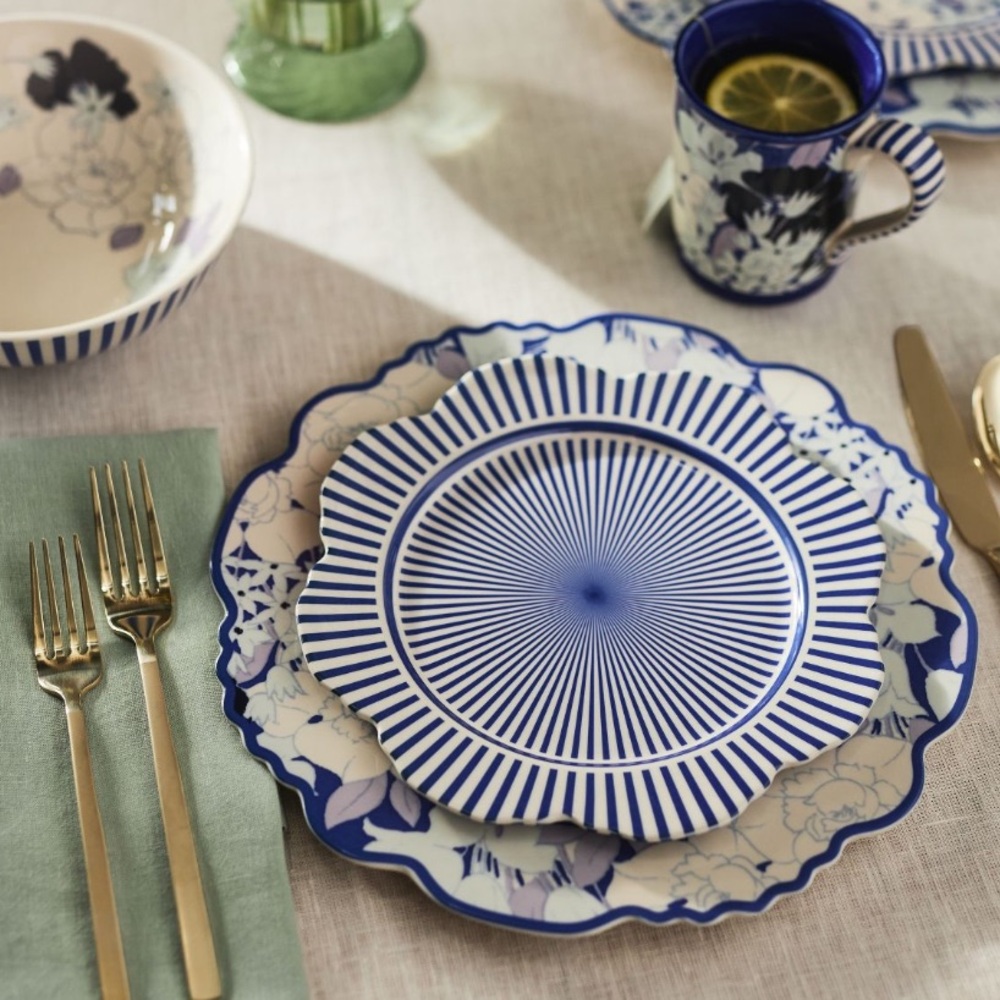 LAST SET🔥Blue Lyla‎ Dinner Plates